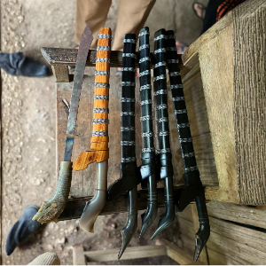 Parang Ulu Tanduk Hitam