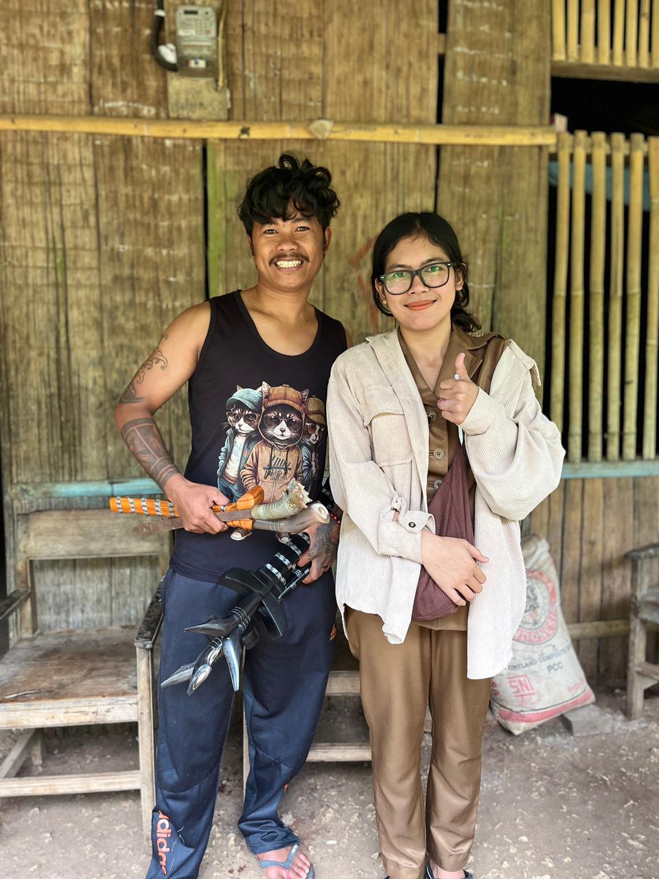 Mitra Seni Into